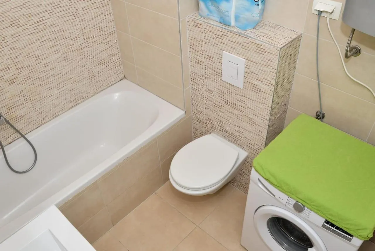 Apartment Leon Sa Privatnim Parkingom Zadar